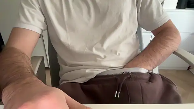 Snapshot of matrixx_9 chatting on 11-06-25, 01:01 matrixx 9 online show from 11-06-25, 01:01