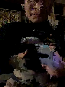 Snapshot of zhenzhen666 chatting on 10-22-25, 05:19 zhenzhen666 online show from 10-22-25, 05:19