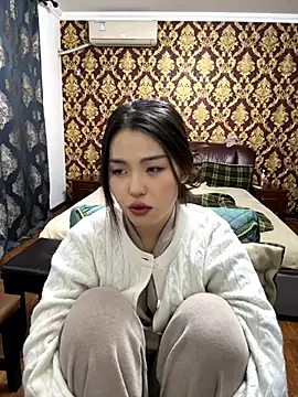 Snapshot of zhenzhen666 chatting on 11-26-25, 01:56 zhenzhen666 online show from 11-26-25, 01:56