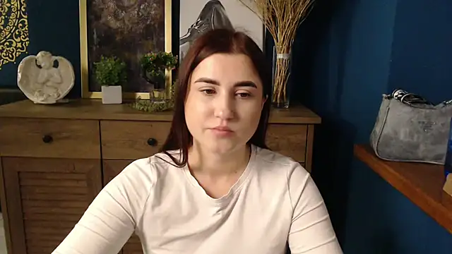 Flower mary online show from 10-21-25, 06:47