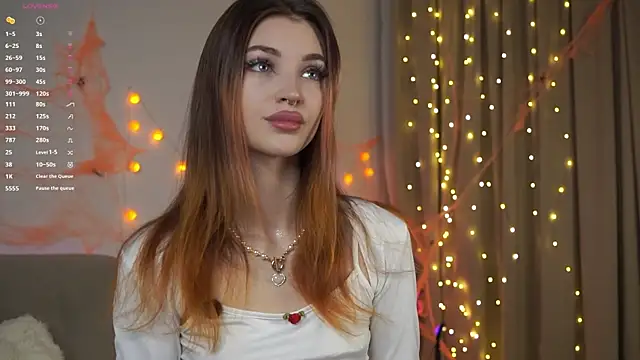 beckymadsons online show from 11-24-25, 01:11