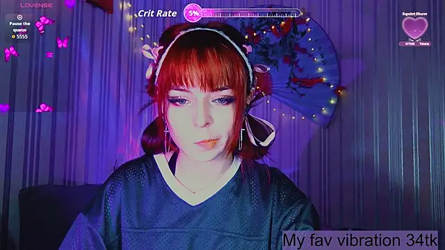 Snapshot of ArianaLight chatting on 05-29-26, 05:00 ArianaLight online show from 05-29-26, 05:00