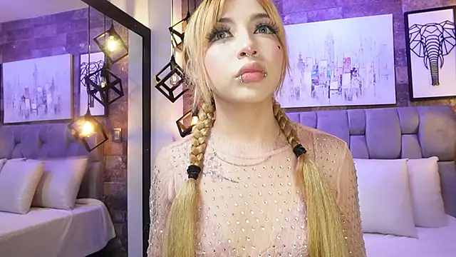 Sophia Bellucci online show from 11-22-25, 12:26