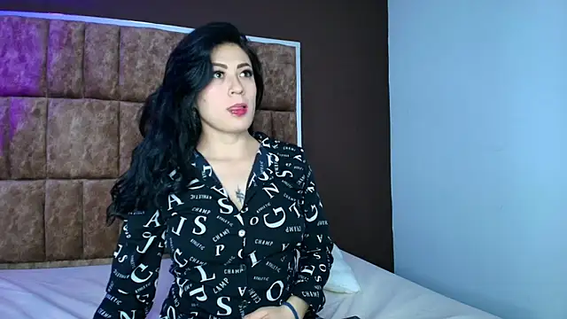 THAMARA ANGELLS  online show from 10-13-25, 02:33