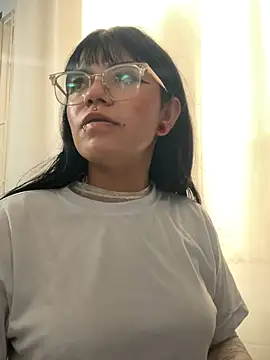 angie rousse  online show from 11-24-25, 01:00