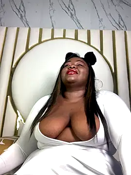 Candy Brown69 online show from 11-04-25, 12:04