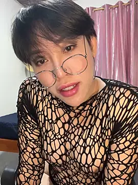 Snapshot of Keyka15 chatting on 02-11-26, 03:50 Keyka15 online show from 02-11-26, 03:50