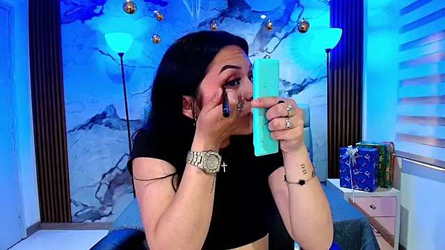 Snapshot of GAbrielaBotero chatting on 12-20-25, 02:57 GAbrielaBotero online show from 12-20-25, 02:57