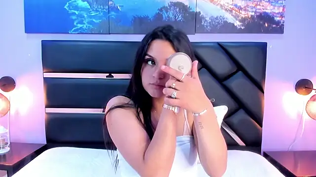 Snapshot of GAbrielaBotero chatting on 02-11-26, 07:52 GAbrielaBotero online show from 02-11-26, 07:52