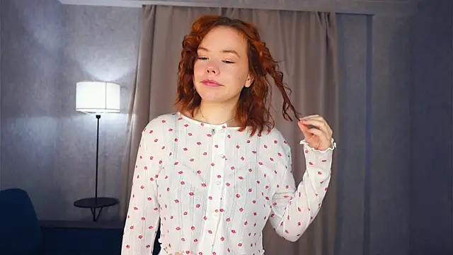 Snapshot of MelodyHasbrouck chatting on 10-28-25, 06:17 MelodyHasbrouck online show from 10-28-25, 06:17