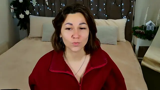 EdenSolis online show from 12-17-25, 09:04