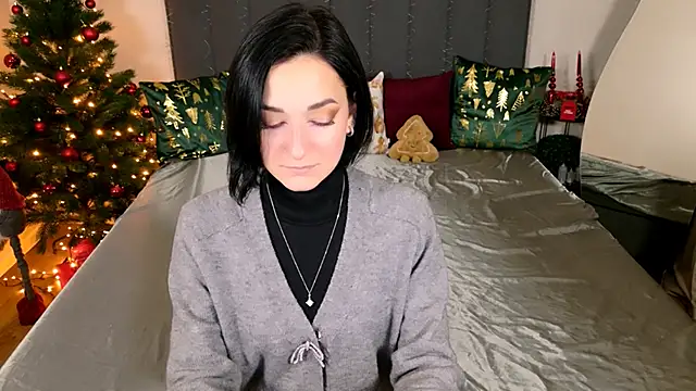 Snapshot of BaileeLynn chatting on 12-17-25, 12:55 BaileeLynn online show from 12-17-25, 12:55