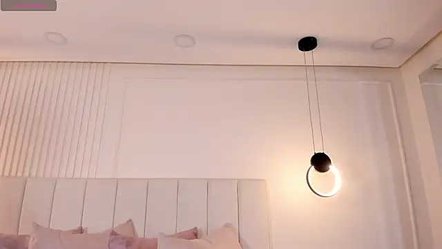 amira sanz online show from 11-28-25, 02:25