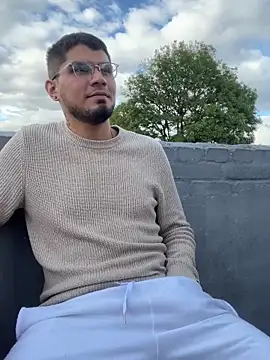 mirallesandbig online show from 11-02-25, 09:17