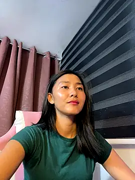 Snapshot of De_amore chatting on 11-27-25, 11:23 De amore online show from 11-27-25, 11:23