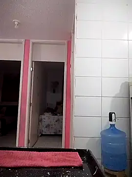 Snapshot of jgehghsAz09 chatting on 12-04-25, 10:51 jgehghsAz09 online show from 12-04-25, 10:51