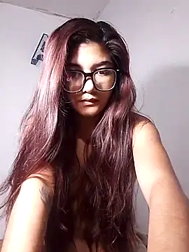 Snapshot of alisaram chatting on 11-25-25, 12:32 alisaram online show from 11-25-25, 12:32