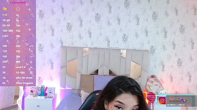 Snapshot of MARIANA_TAY1 chatting on 01-12-26, 03:34 MARIANA TAY1 online show from 01-12-26, 03:34