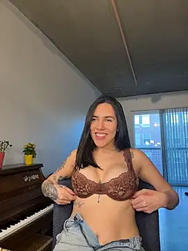 Lolathebaddie online show from 02-20-26, 12:29