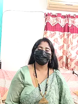 tamil-aunt online show from 11-15-25, 03:15