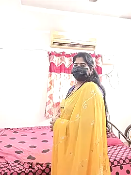 tamil-aunt online show from 11-28-25, 04:37