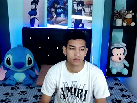 x Aaron x online show from 10-14-25, 04:46