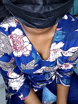 Snapshot of Marathi_mahi1 chatting on 10-17-25, 04:53 Marathi mahi1 online show from 10-17-25, 04:53