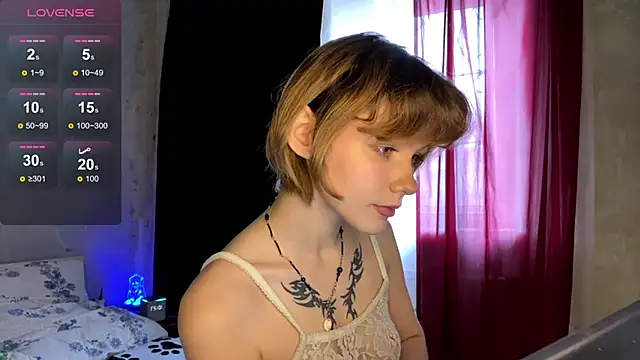 Snapshot of Kate_mikki chatting on 10-25-25, 03:25 Kate mikki online show from 10-25-25, 03:25