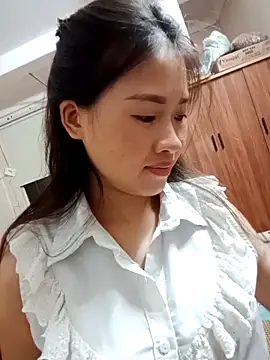 Snapshot of tuongvycute chatting on 10-19-25, 01:56 tuongvycute online show from 10-19-25, 01:56