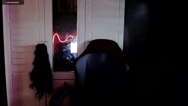 BellaMistressJhax online show from 04-11-26, 05:12