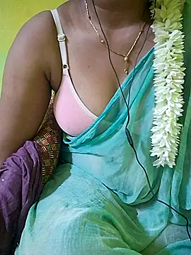 Snapshot of tamil_kanaka chatting on 06-27-26, 12:22 tamil kanaka online show from 06-27-26, 12:22