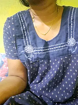 Snapshot of tamil_kanaka chatting on 06-28-26, 01:33 tamil kanaka online show from 06-28-26, 01:33