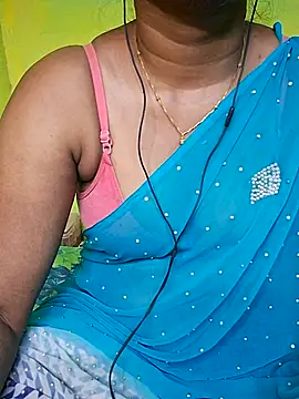 Snapshot of tamil_kanaka chatting on 06-30-26, 12:06 tamil kanaka online show from 06-30-26, 12:06