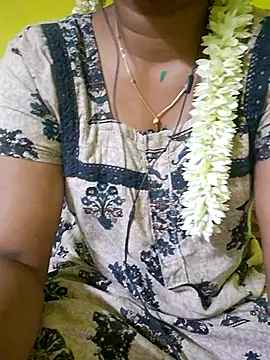 Snapshot of tamil_kanaka chatting on 07-09-26, 04:00 tamil kanaka online show from 07-09-26, 04:00