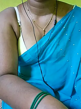 Snapshot of tamil_kanaka chatting on 07-26-26, 05:53 tamil kanaka online show from 07-26-26, 05:53