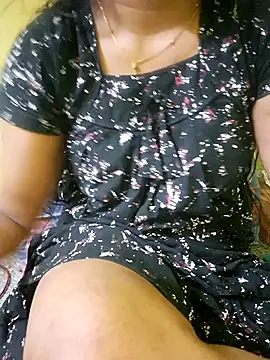 Snapshot of tamil_kanaka chatting on 07-29-26, 10:02 tamil kanaka online show from 07-29-26, 10:02