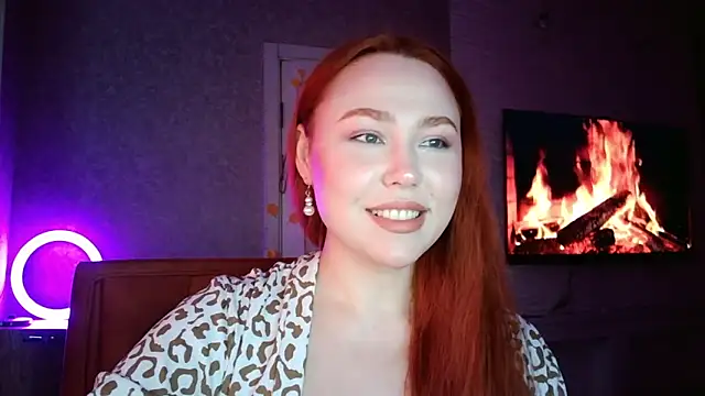 Snapshot of LolaMint_ chatting on 11-20-25, 11:43 LolaMint online show from 11-20-25, 11:43