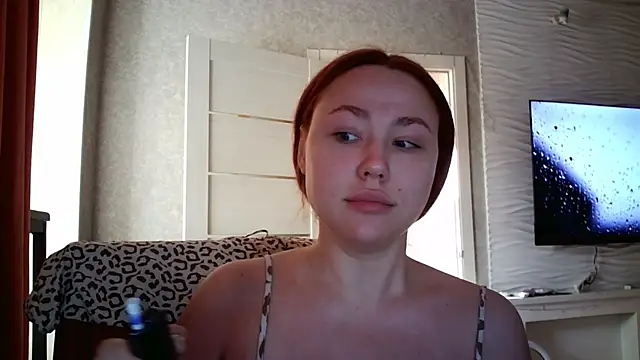 Snapshot of LolaMint_ chatting on 11-21-25, 09:52 LolaMint online show from 11-21-25, 09:52