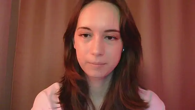 Snapshot of VeraLush chatting on 12-04-25, 01:09 VeraLush online show from 12-04-25, 01:09