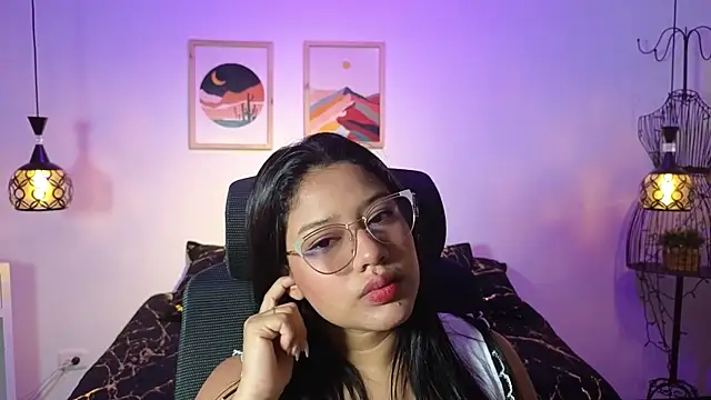 Snapshot of natachacole chatting on 10-14-25, 11:11 natachacole online show from 10-14-25, 11:11