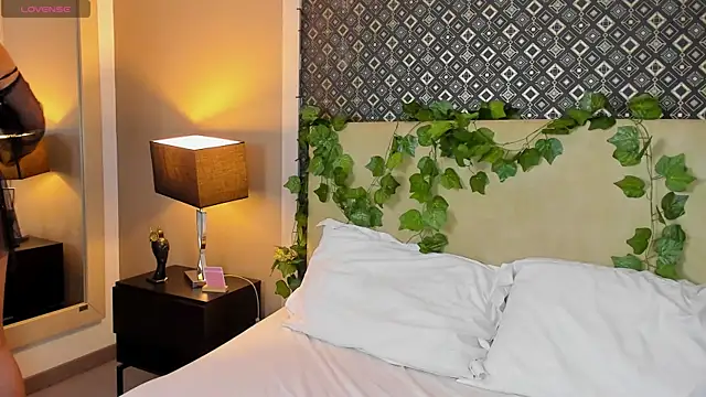 Snapshot of GabrielaBali chatting on 11-30-25, 04:38 GabrielaBali online show from 11-30-25, 04:38