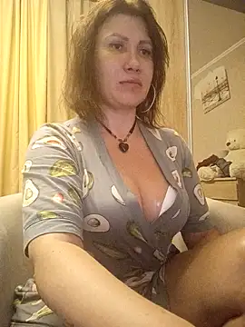 Ambika beauty online show from 11-19-25, 05:24