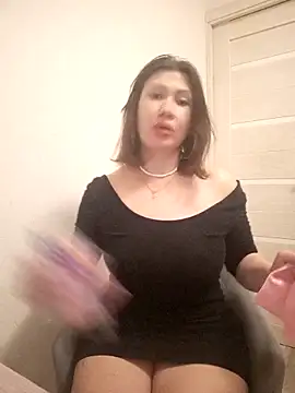 Ambika beauty online show from 03-12-26, 04:35