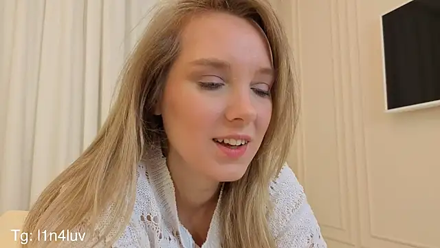 AIicaparkerc online show from 11-27-25, 09:17