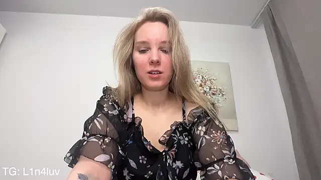 AIicaparkerc online show from 02-11-26, 04:45