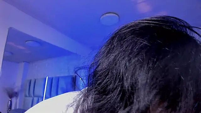 HollyPeach online show from 03-09-26, 07:51