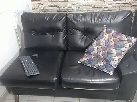 rom weasley online show from 10-25-25, 11:29