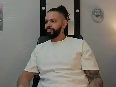 AlukardBig online show from 01-11-26, 02:33