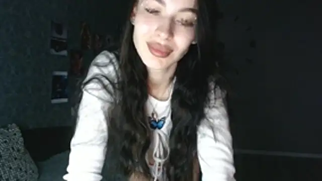 Daphne Darkthorn online show from 10-21-25, 03:07