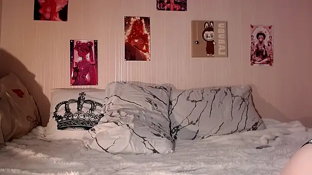 Snapshot of Daphne_Darkthorn chatting on 03-26-26, 10:37 Daphne Darkthorn online show from 03-26-26, 10:37